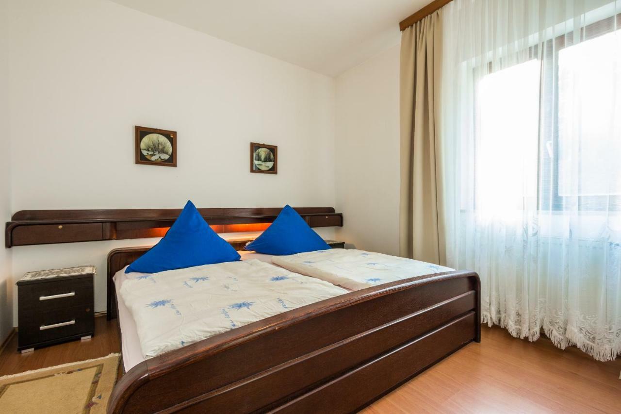 Nevija E Natale Apartment Opric